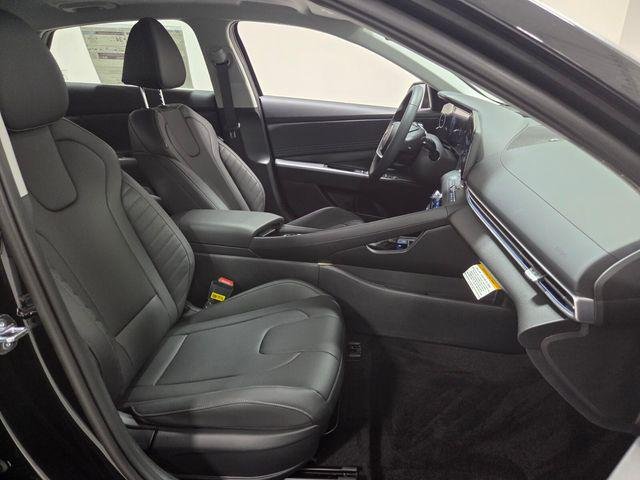 New 2026 Black Hyundai Limited image 15