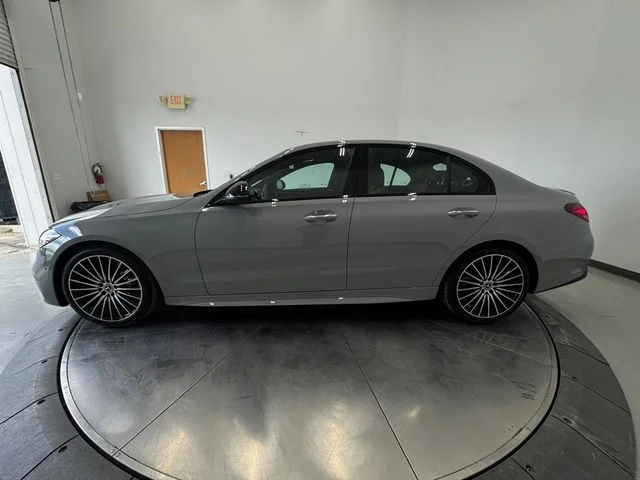 New 2026  Mercedes-Benz C 300 image 17