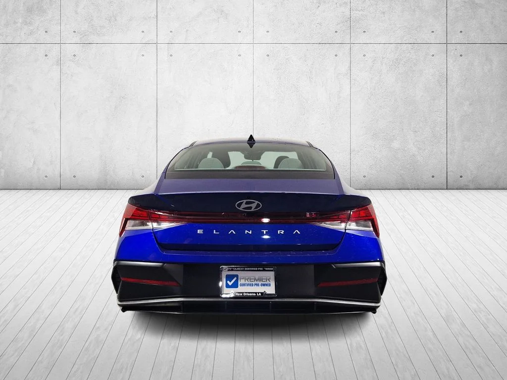 Used 2025 Intense Blue Hyundai SEL Convenience image 6