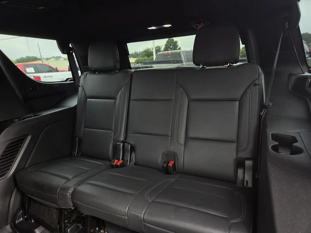 Used 2022 Black Chevrolet Z71 image 33