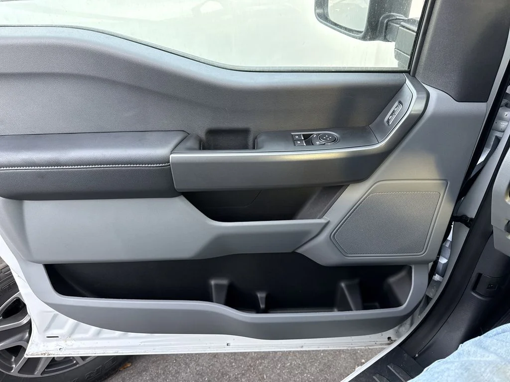New 2025 White Ford XL image 19