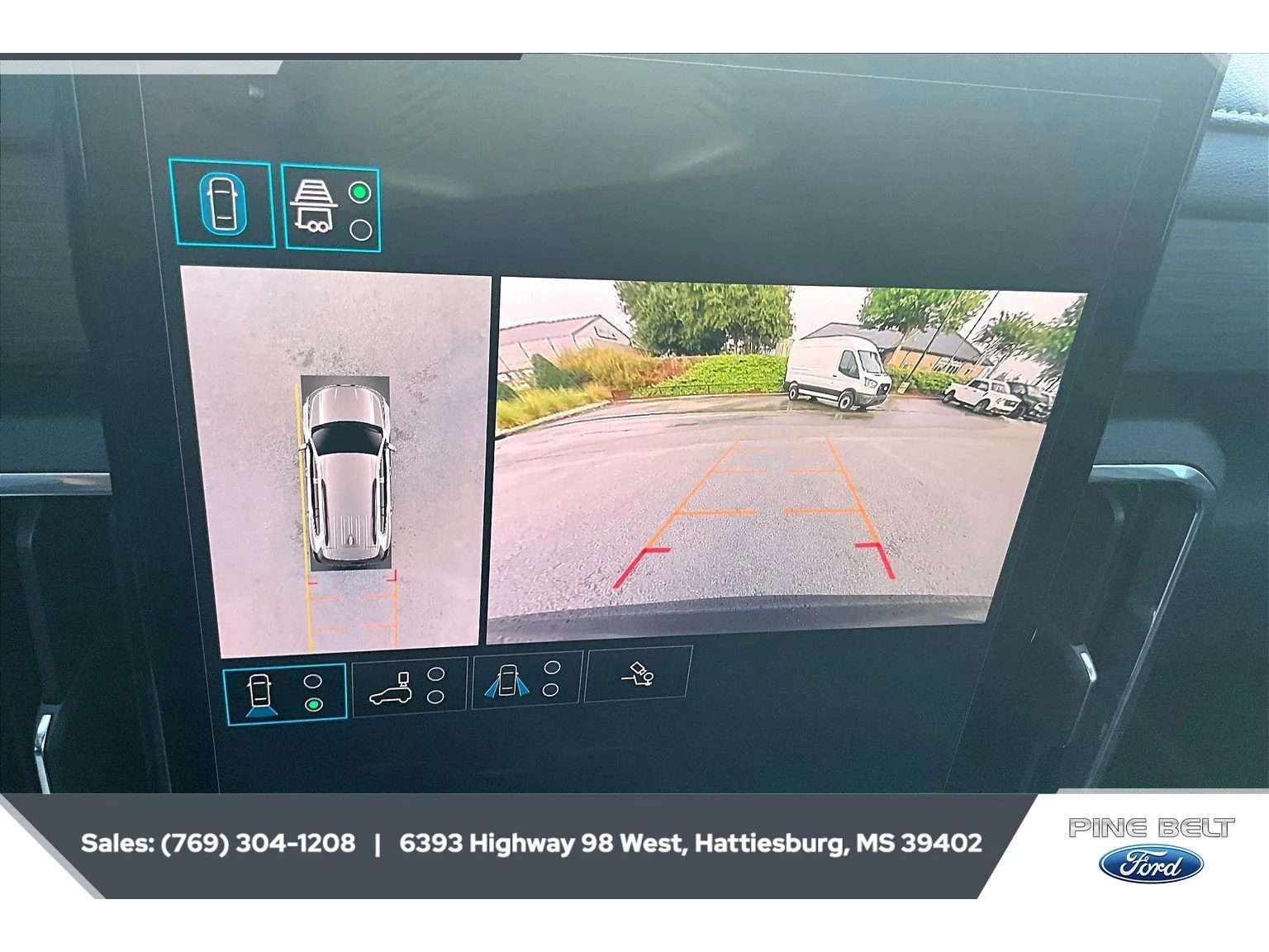 Used 2025 Ebony Twilight Metallic GMC FWD Elevation image 15