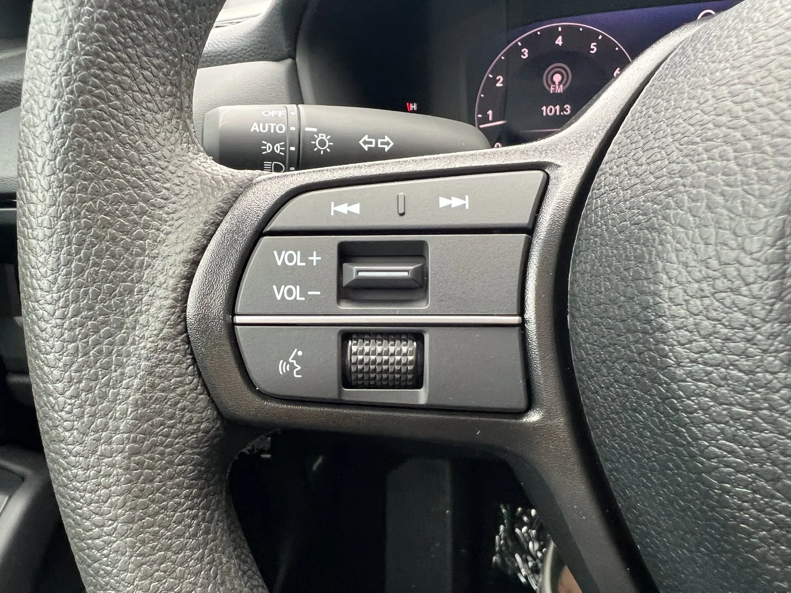New 2026 Canyon River Blue Metallic Honda SE image 13