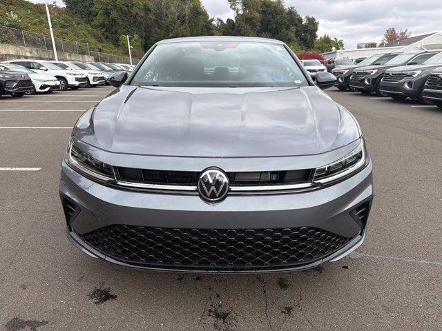 New 2027 Gray Volkswagen 1.5T Sport image 2