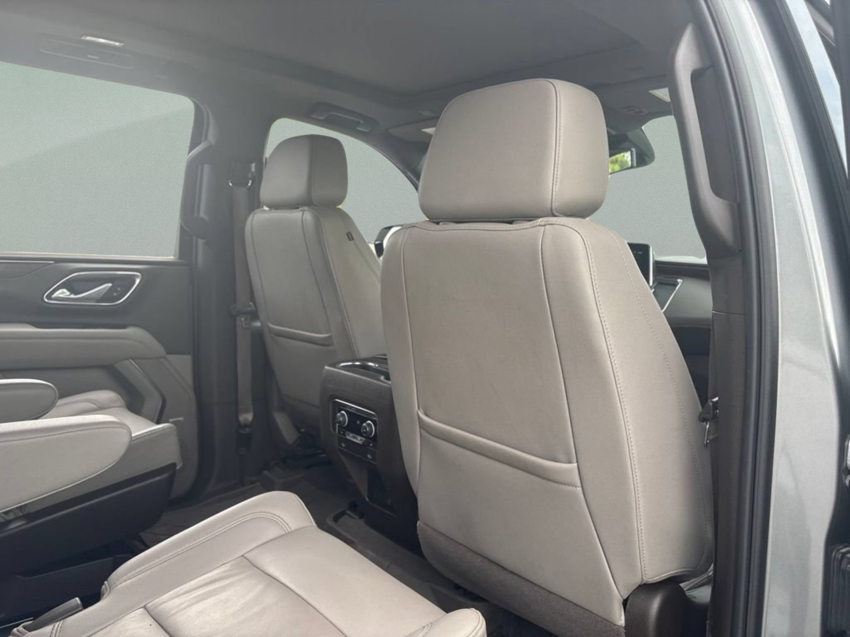 Used 2023 Sterling Gray Metallic Chevrolet Z71 image 21