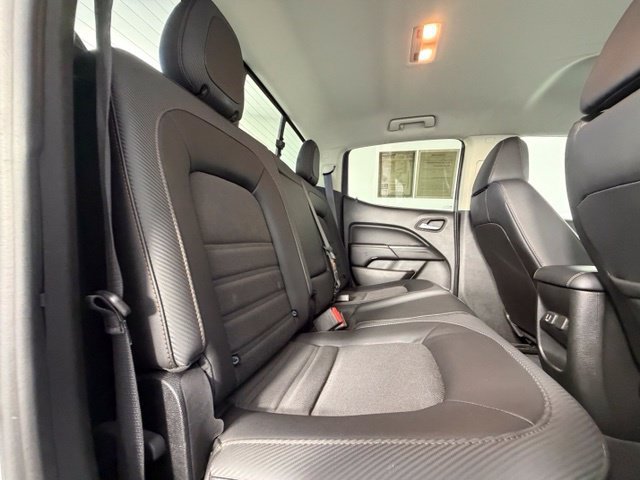Certified Used 2022 White GMC AT4 w/Cloth image 37