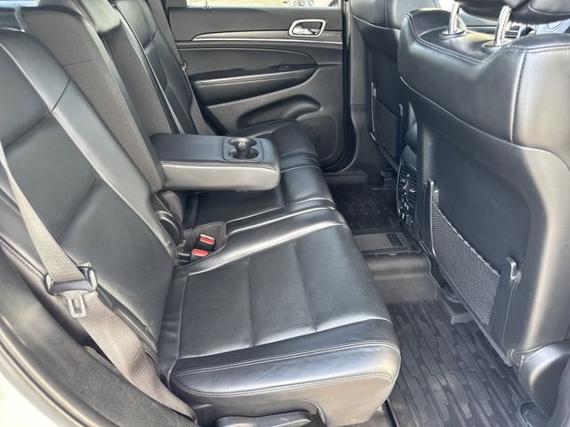 Used 2020 White Jeep Limited image 24