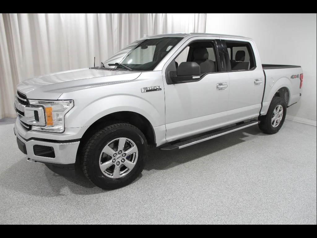 Used 2018 Ingot Silver Ford XLT image 3