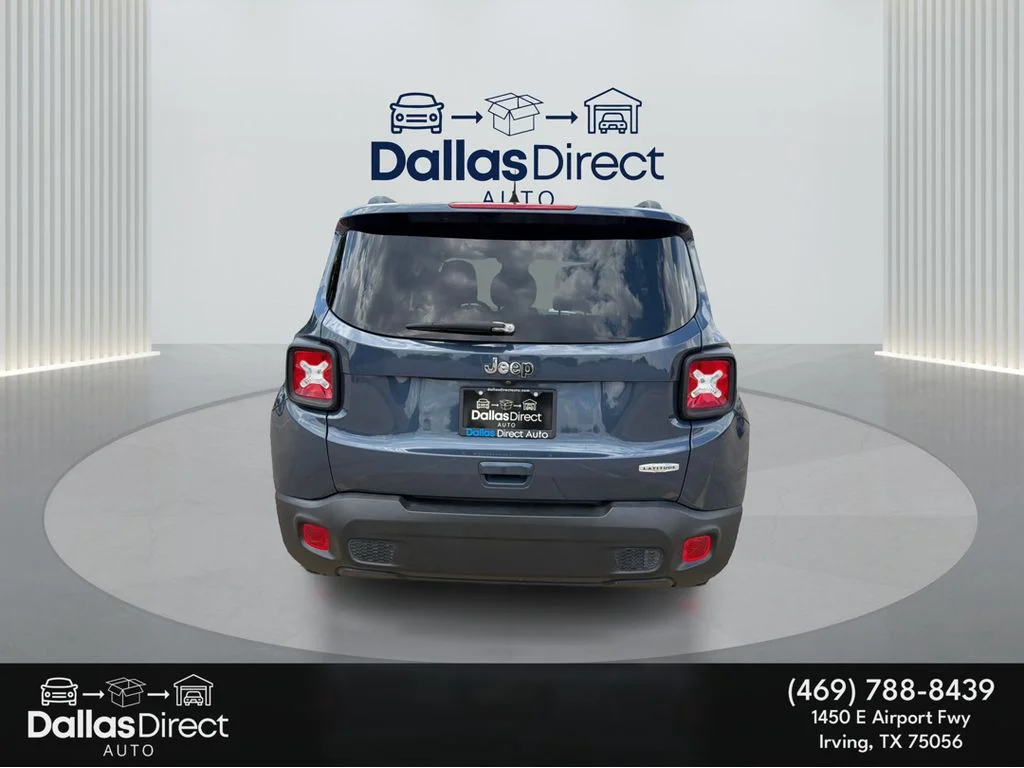 Used 2020 Slate Blue Pearlcoat Jeep Latitude image 7