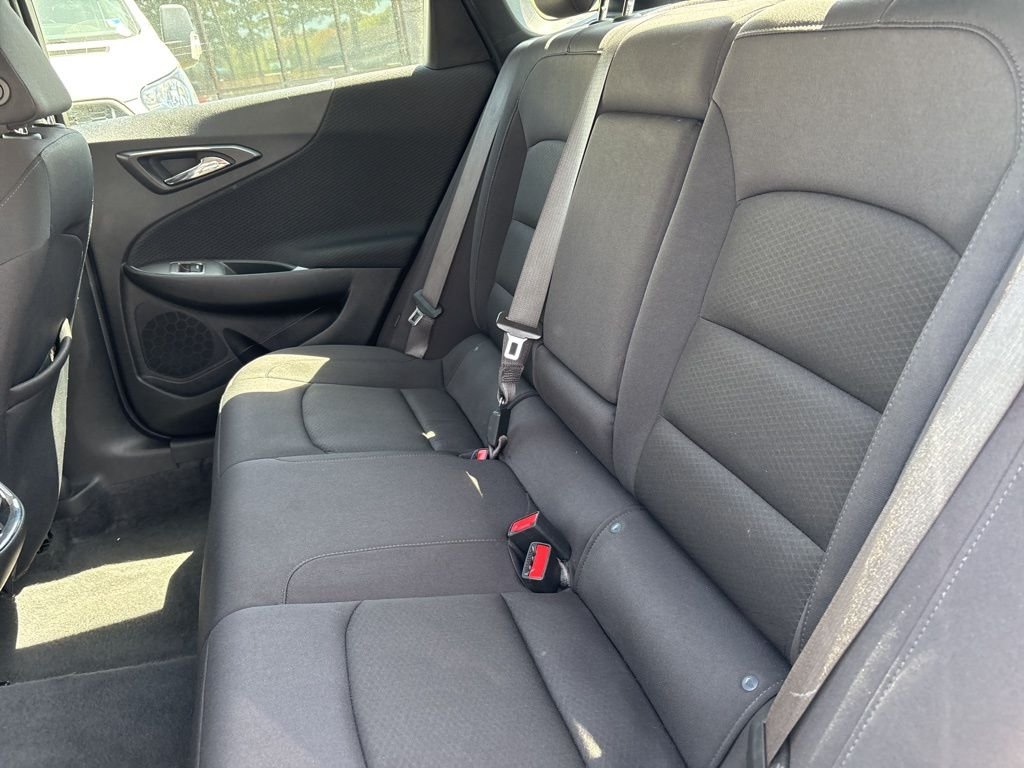 Used 2024 White Chevrolet LT image 25