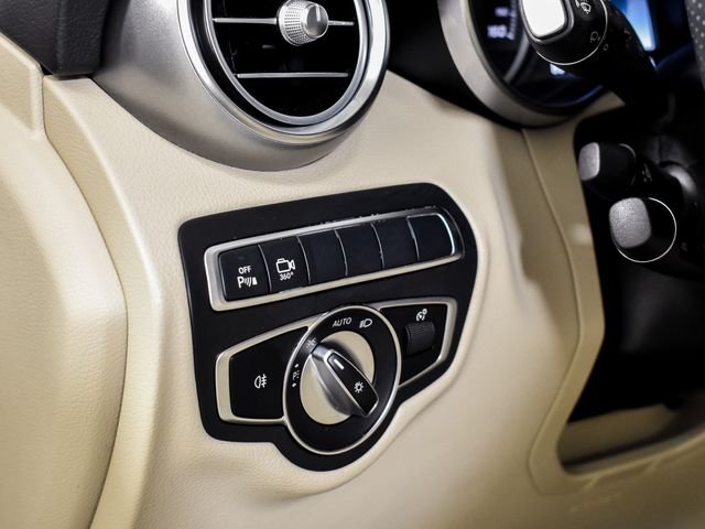 Used 2019 White Mercedes-Benz GLC 300 image 20