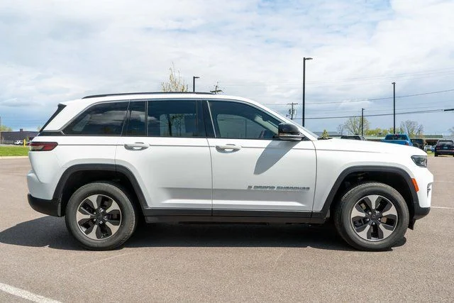 Used 2023 White Jeep 4xe image 5