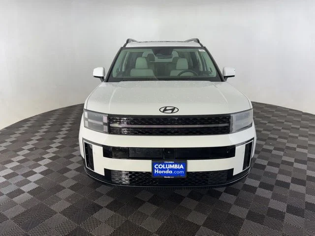 Used 2025 White Hyundai Calligraphy image 2