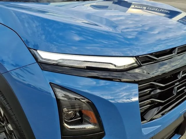 Used 2025 Reef Blue Metallic Chevrolet RS image 11