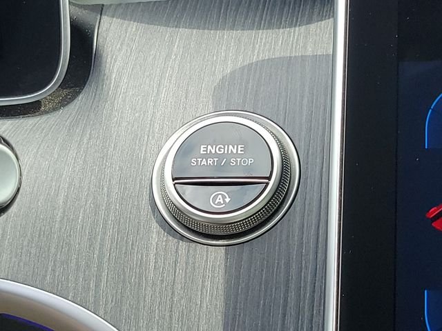 Used 2025  Mercedes-Benz CLE 300 image 18