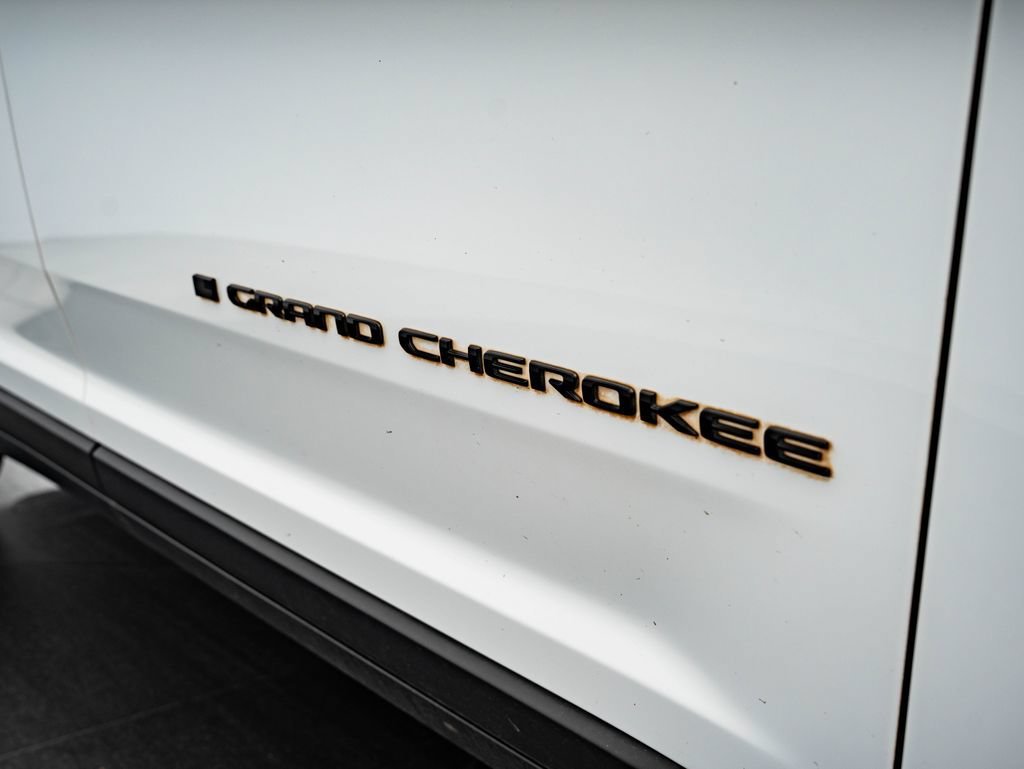 Used 2023 Bright White Clearcoat Jeep Altitude image 16