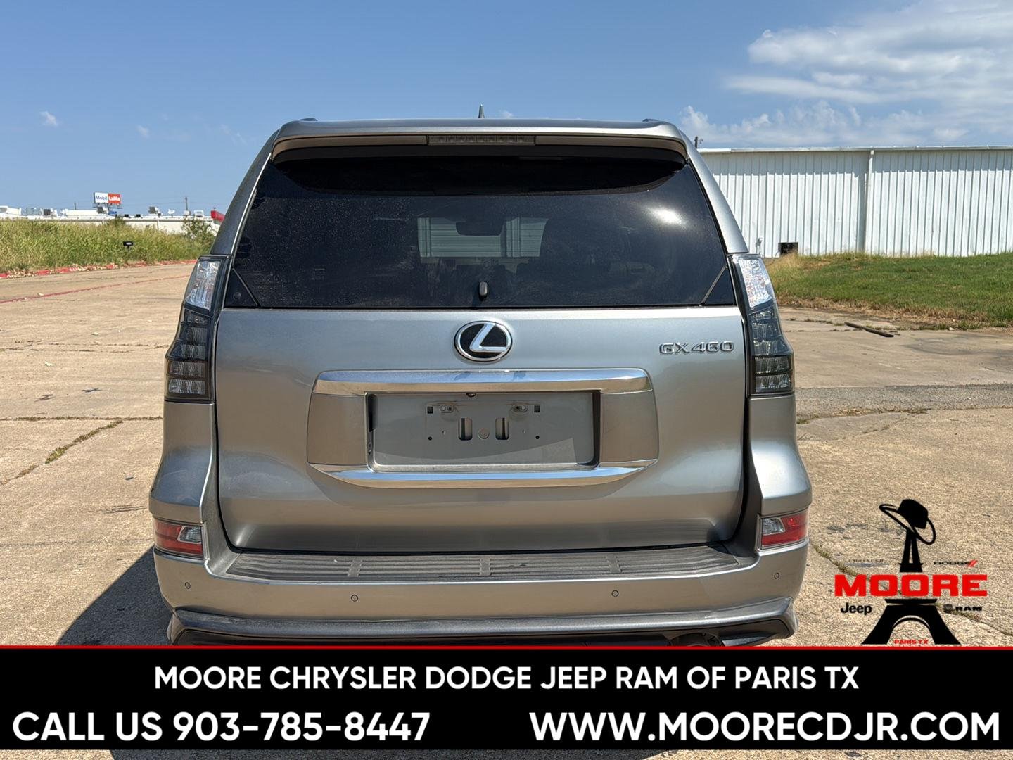 Used 2023 Atomic Silver Lexus GX 460 Luxury image 3