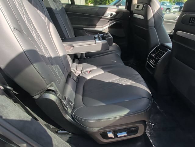 2025 BMW X7 40i - Photo 30
