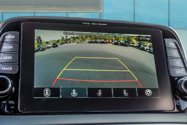 Used 2020 Silver Hyundai Ultimate image 29