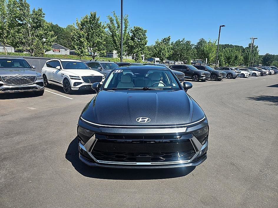 Used 2024 Portofino Gray Hyundai SEL image 2