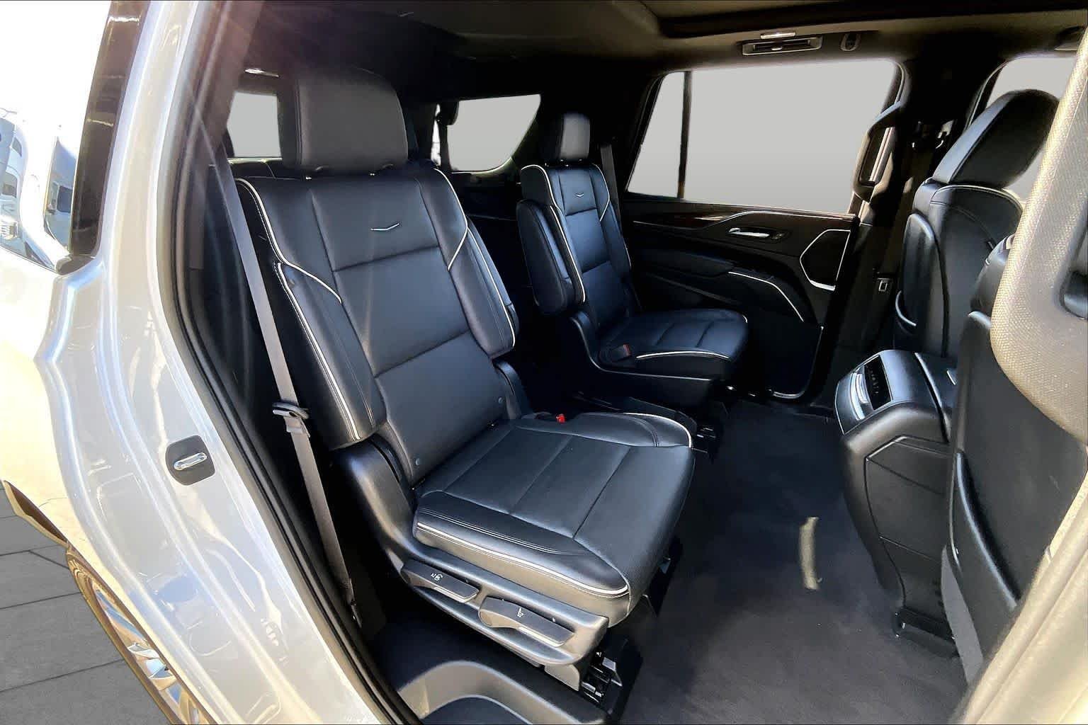 Used 2023 Crystal White Tricoat Cadillac RWD Premium Luxury image 21