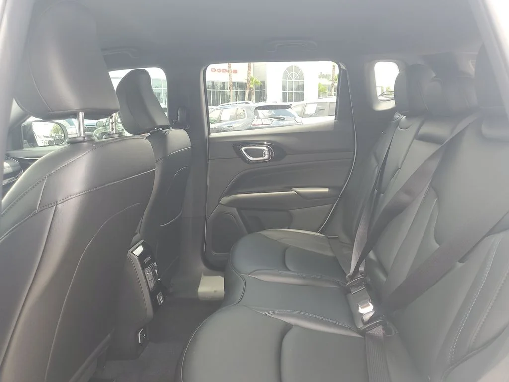 New 2026 White/off-white Jeep Limited image 8