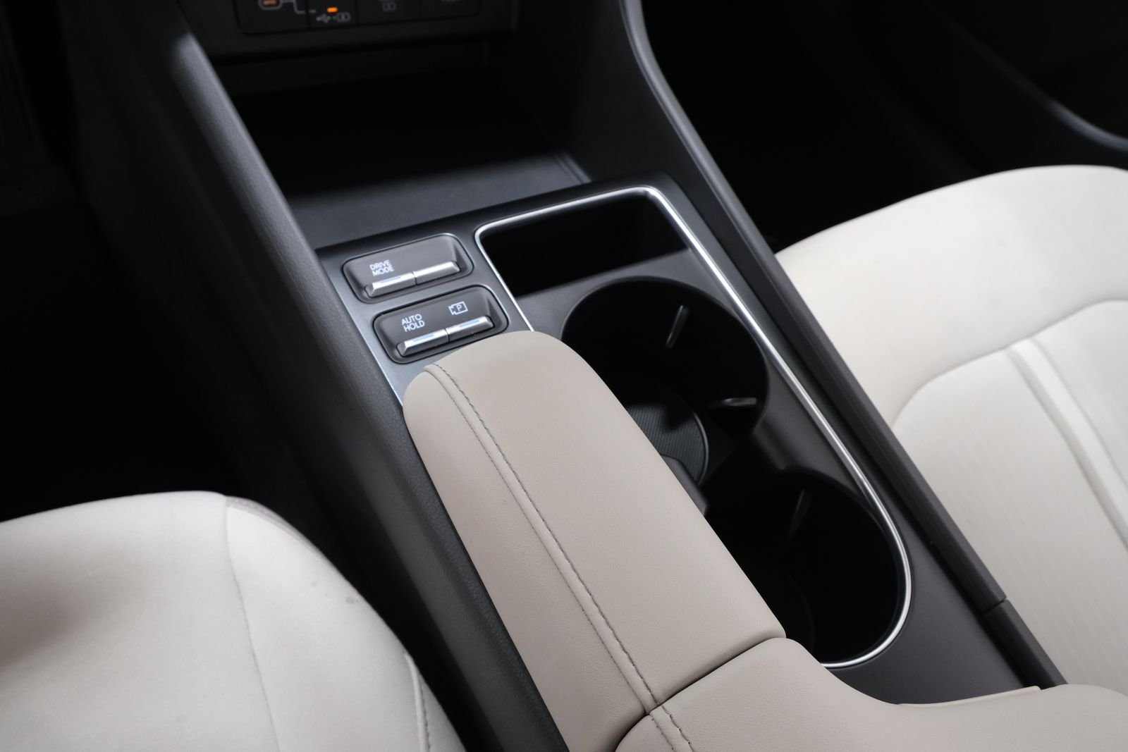 Used 2025 Portofino Gray Hyundai SEL image 22