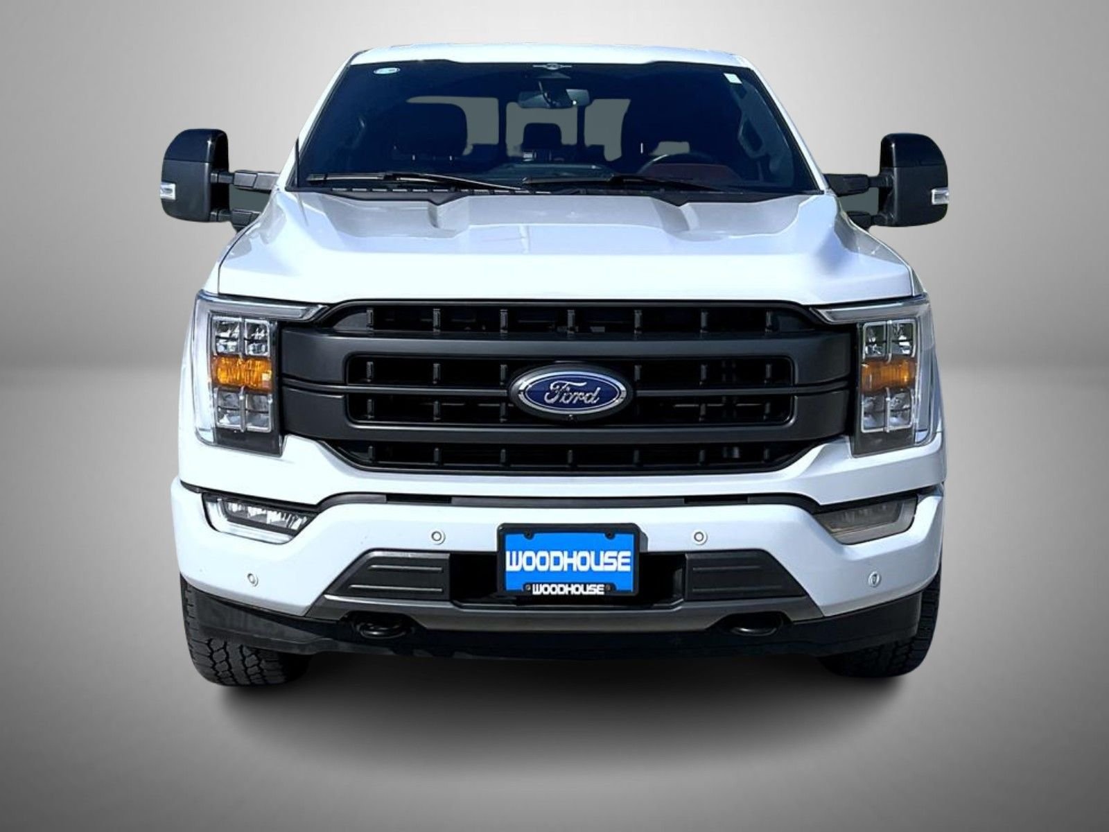 Used 2023 White Ford Lariat image 2