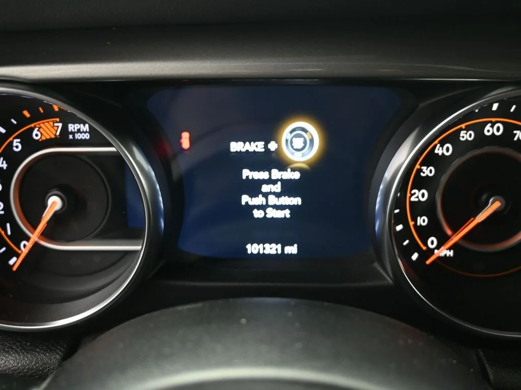 Used 2020 Billet Silver Metallic Jeep Unlimited Sahara image 12