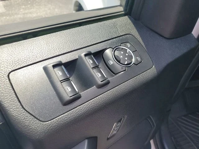 Used 2018 Oxford White Ford XL image 9