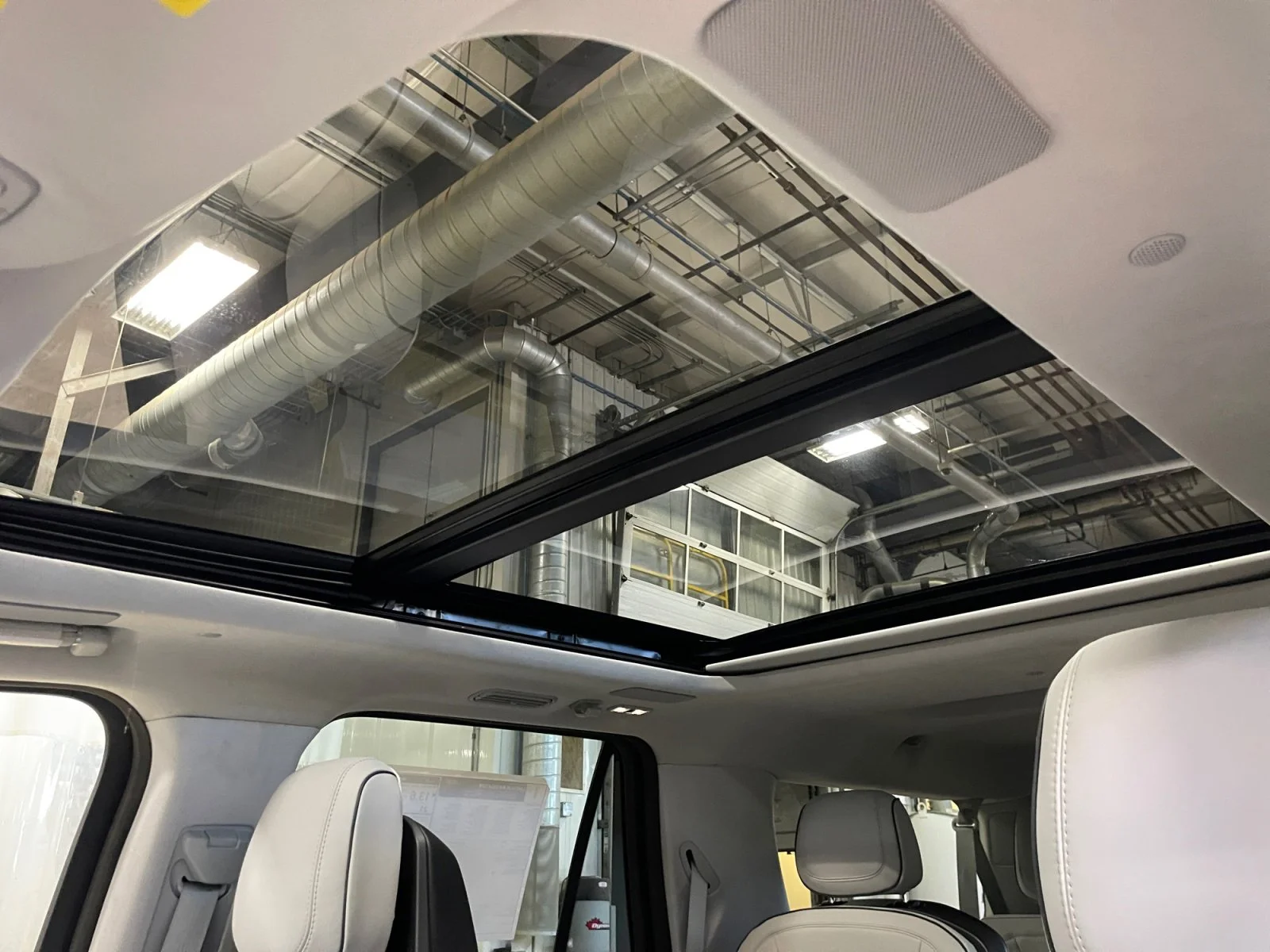 New 2026 Infinite Black Metallic Clearcoat Lincoln Black Label image 21