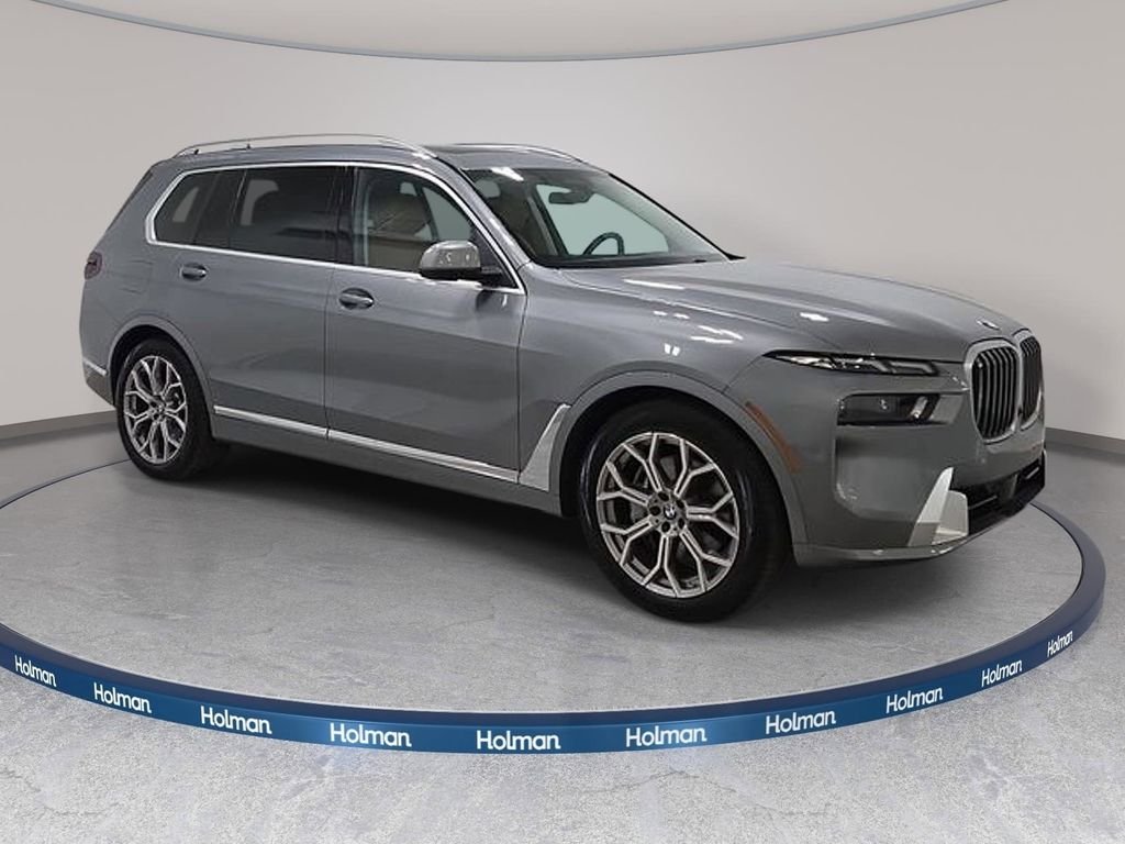 Used 2023 Skyscraper Gray Metallic BMW xDrive40i image 4