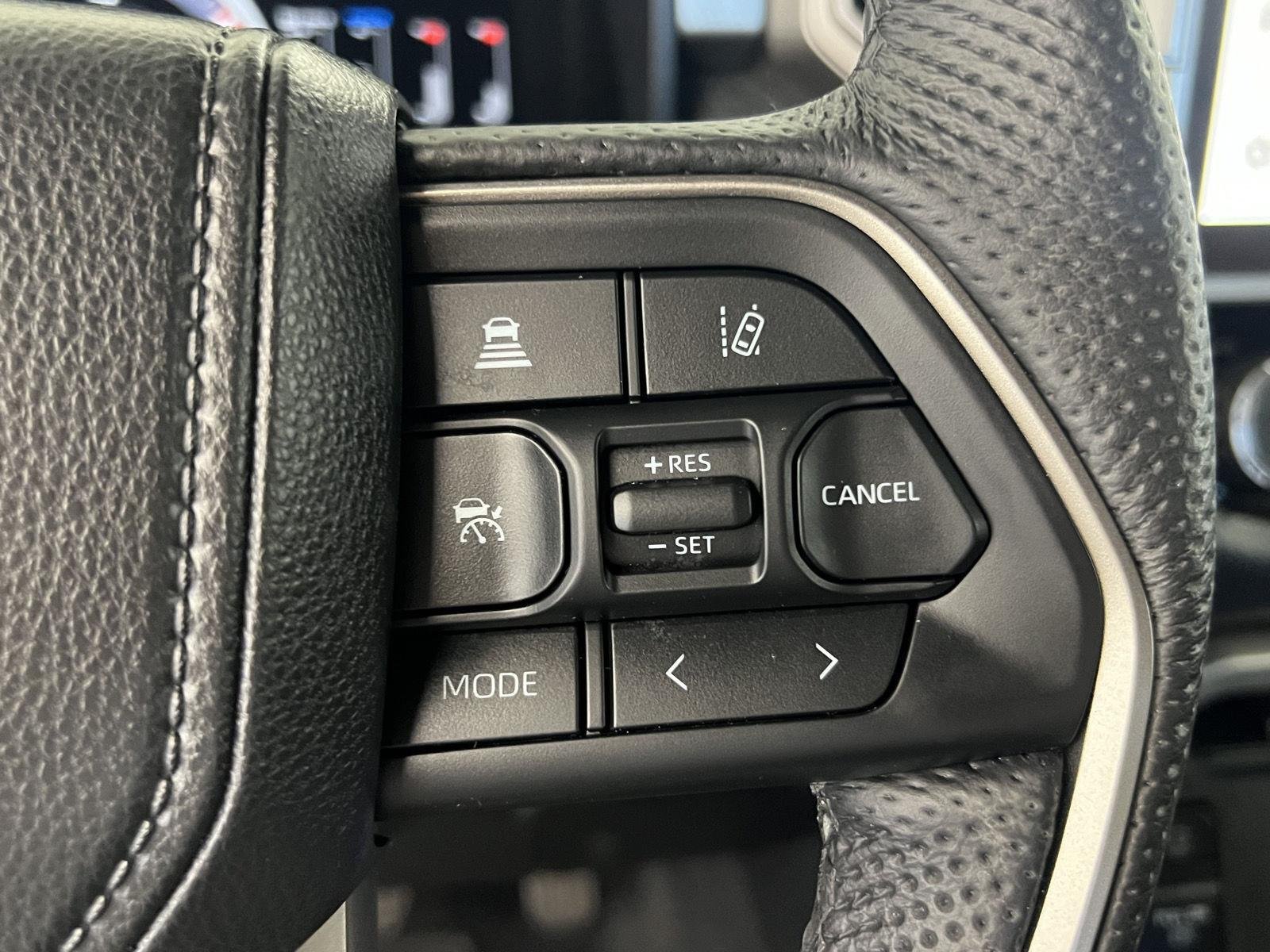 2025 Toyota Tundra Limited - Photo 23