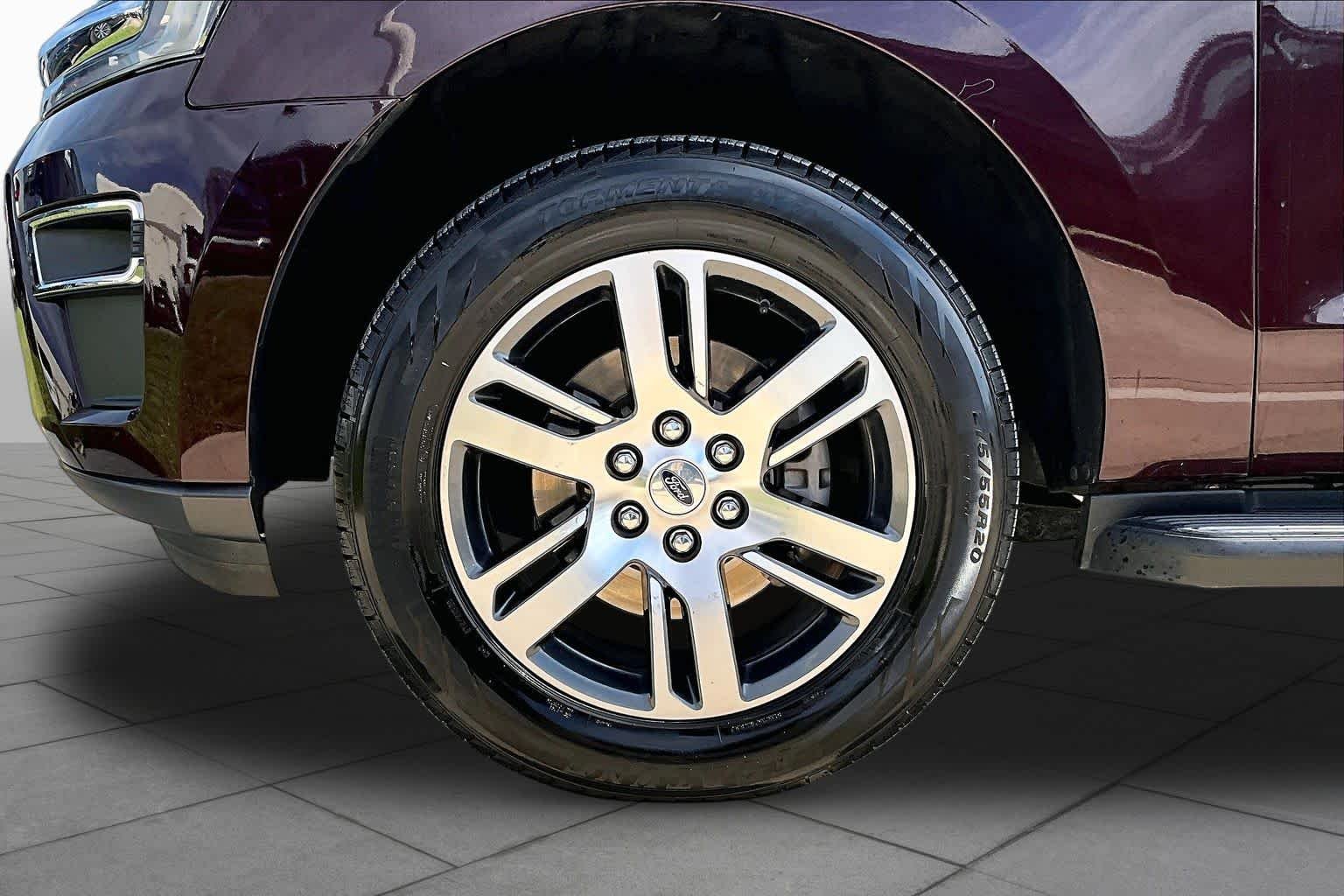Used 2024 Jewel Red Metallic Tinted Clearcoat Ford Limited image 11