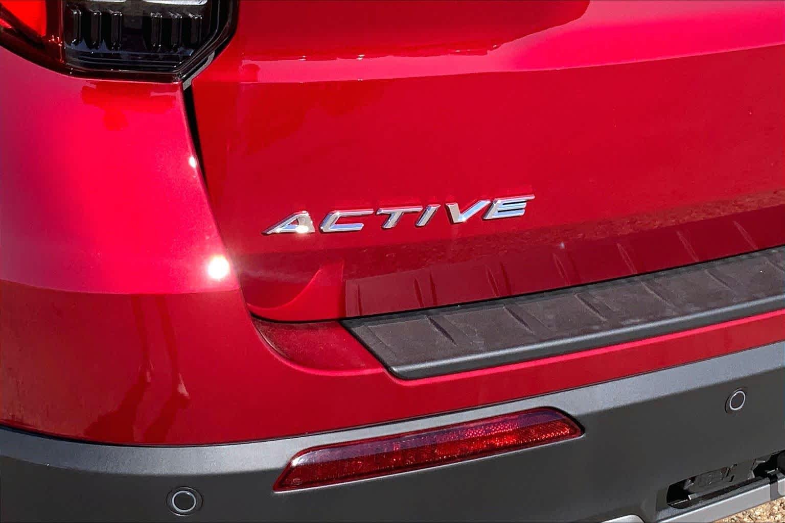 New 2027 Ruby Red Metallic Tinted Clearcoat Ford Active image 15
