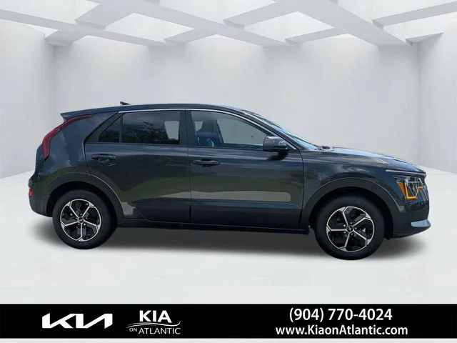New 2026 Interstellar Gray Kia LX image 2