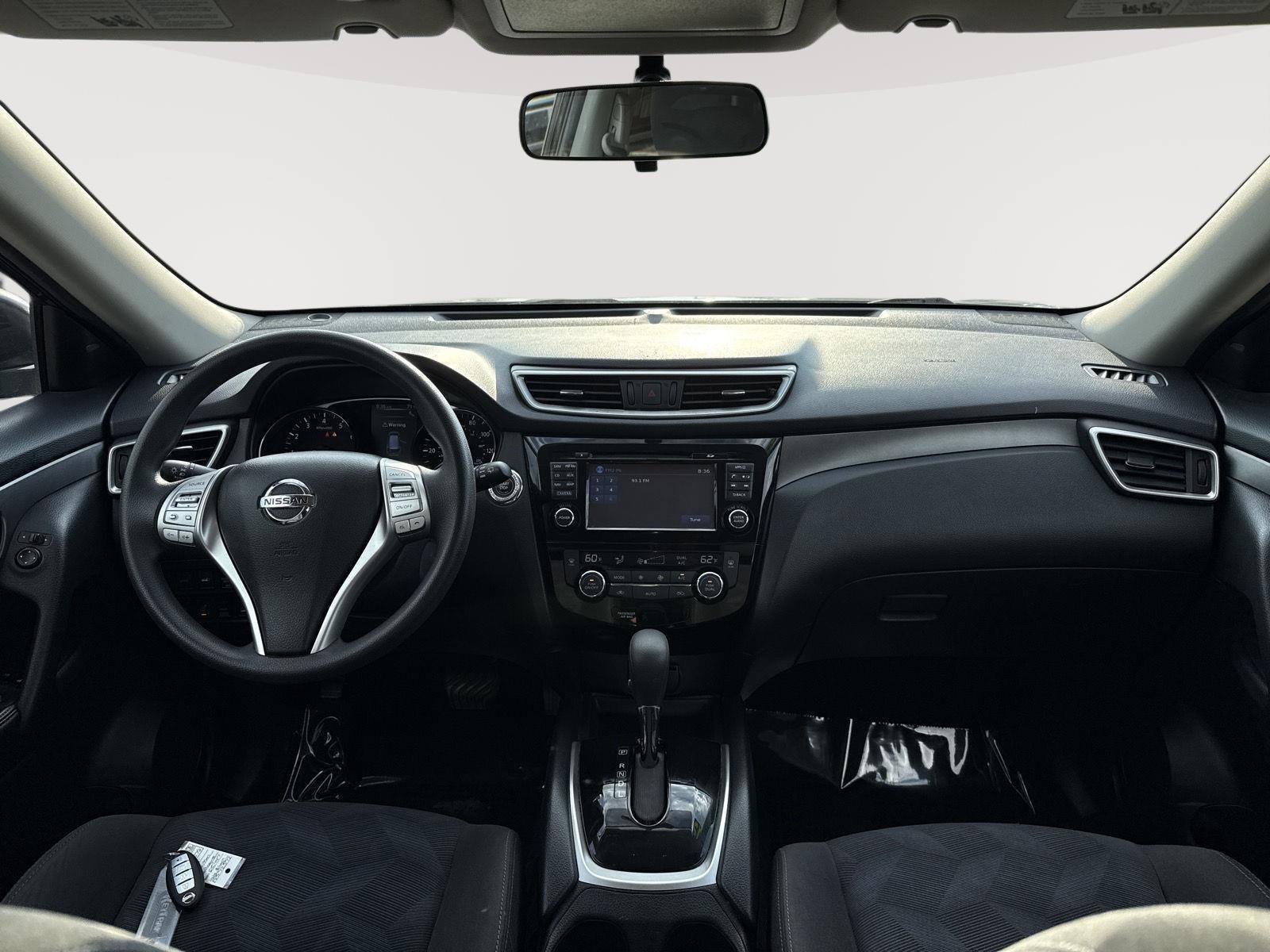 Used 2015 Super Black Nissan SV image 24