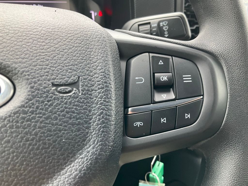Used 2025 Oxford White Ford XL image 5