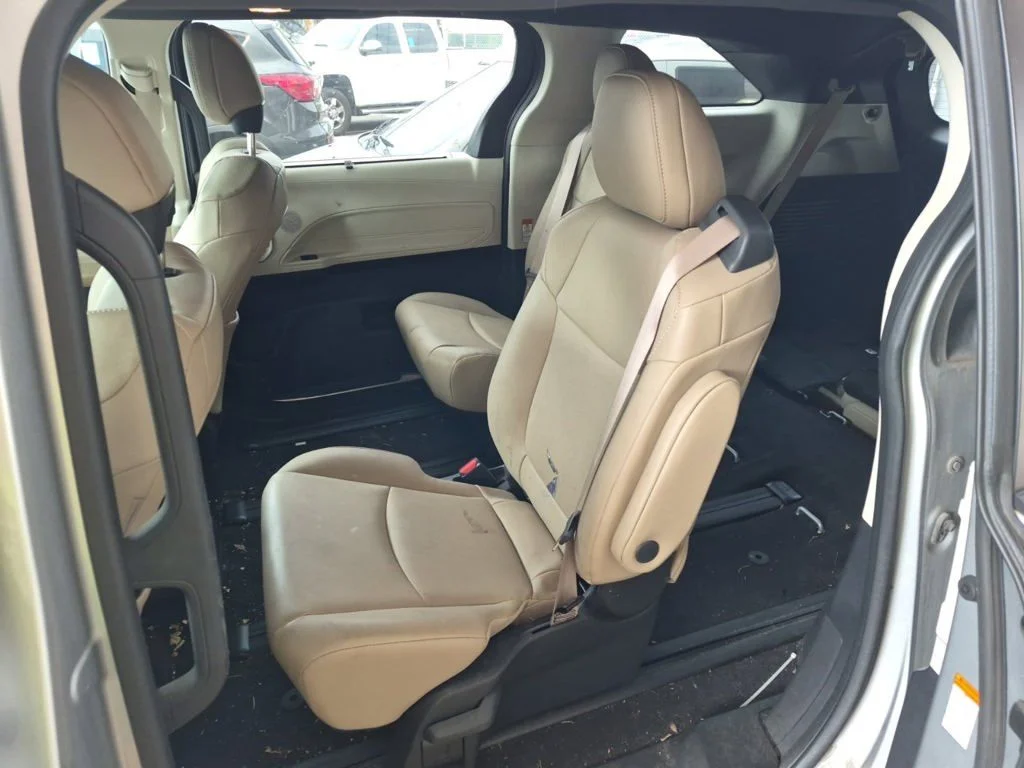 Certified Used 2022 Silver Toyota XLE image 3