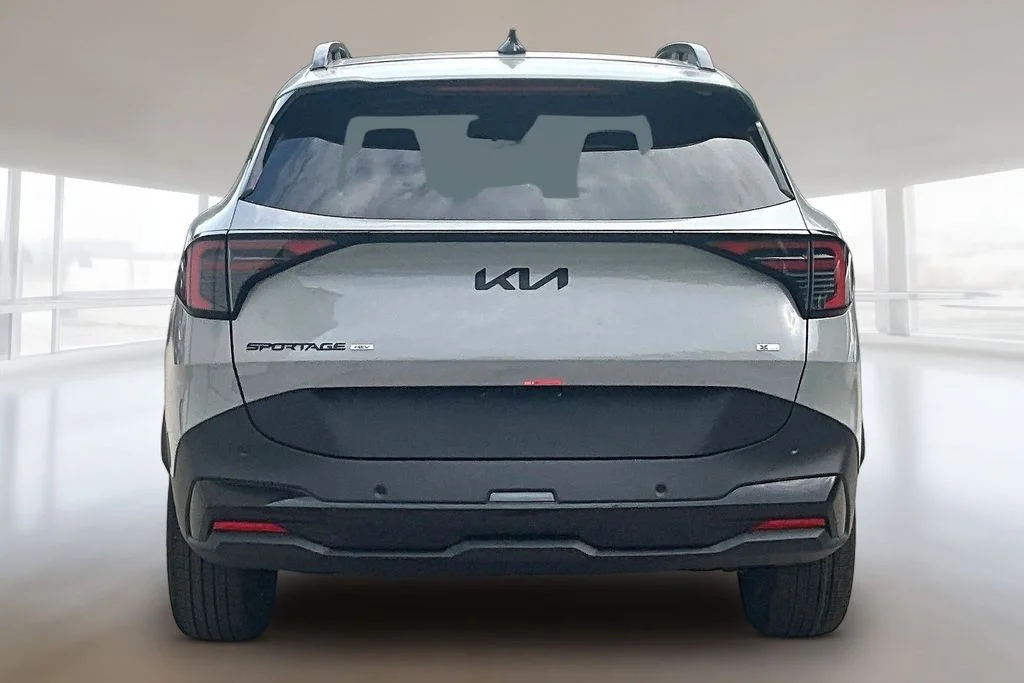 New 2027 Wolf Gray Kia X-Line image 4