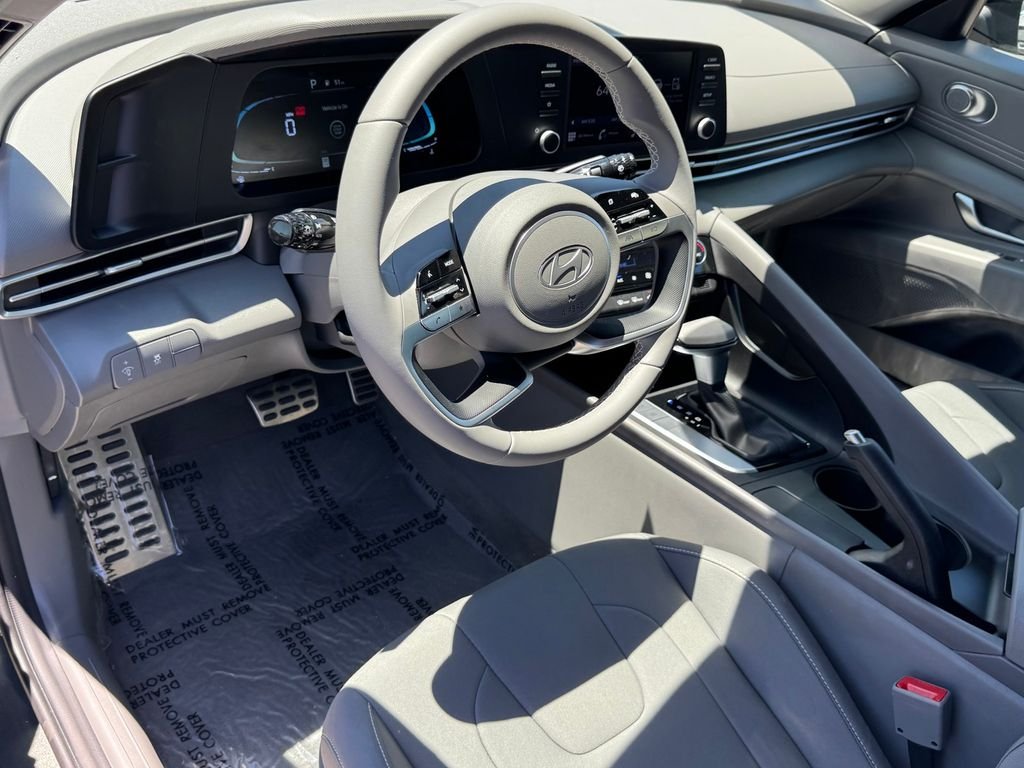 2026 Hyundai Elantra SEL Sport - Photo 15