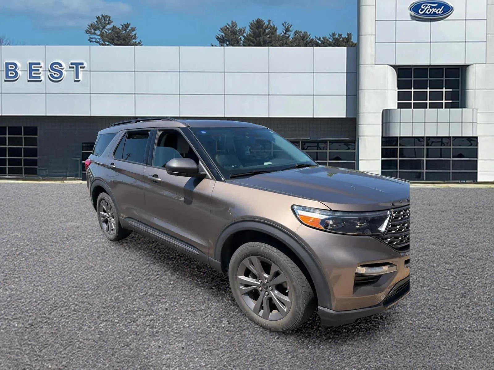 2021 Ford Explorer XLT 4WD's photo