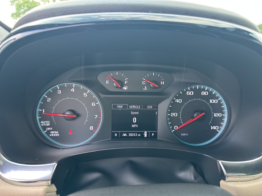 Used 2023 White Chevrolet LS image 18