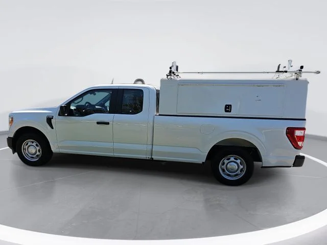Used 2022 White Ford XL image 8