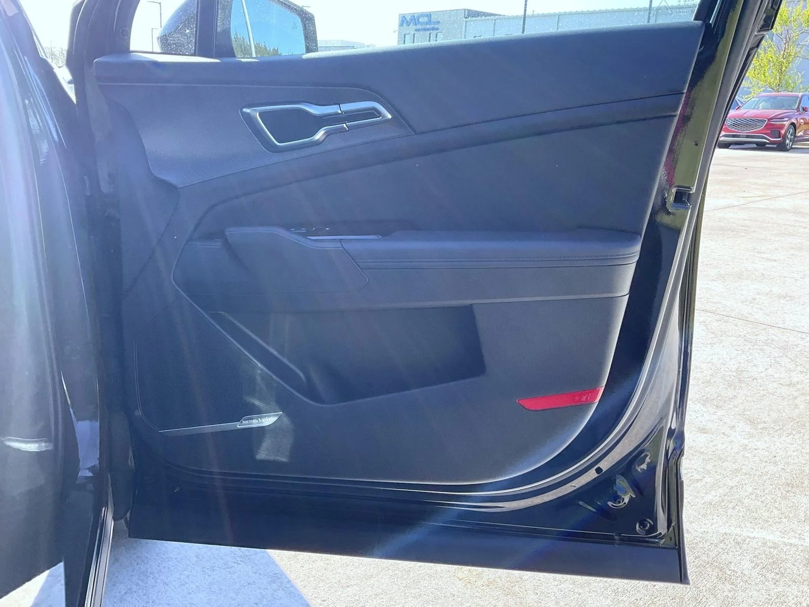 Used 2025 Black Kia SX-Prestige image 17