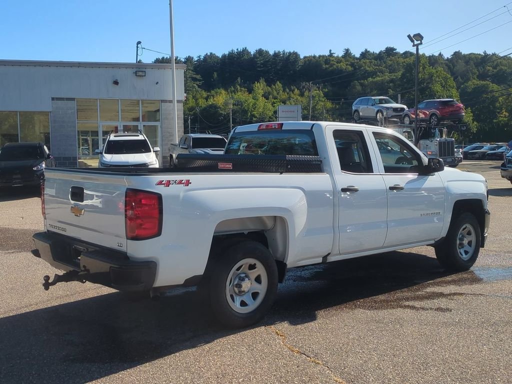 Used 2019 White Chevrolet WT image 4