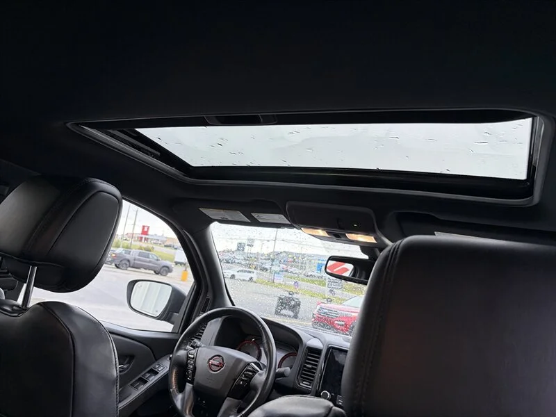 Used 2022 Black Nissan PRO-4X image 18