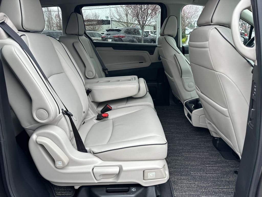 2026 Honda Odyssey Touring - Photo 16