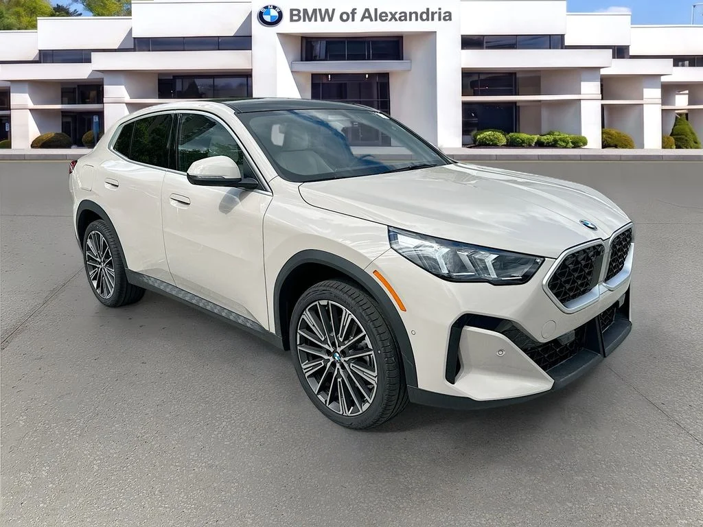 2026 BMW X2 xDrive28i's photo
