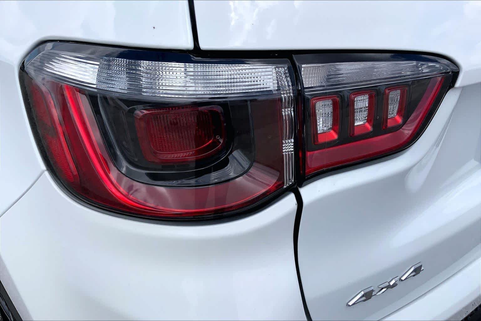 Used 2024 Bright White Clearcoat Jeep Limited image 28